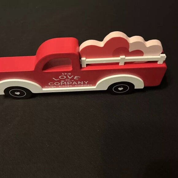 valentine day Wooden Love Company Decorative Truck With Hearts - Picture 2 of 3